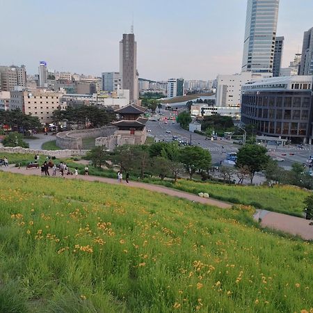 Cobe Guesthouse Dongdaemun Seoul Bagian luar foto