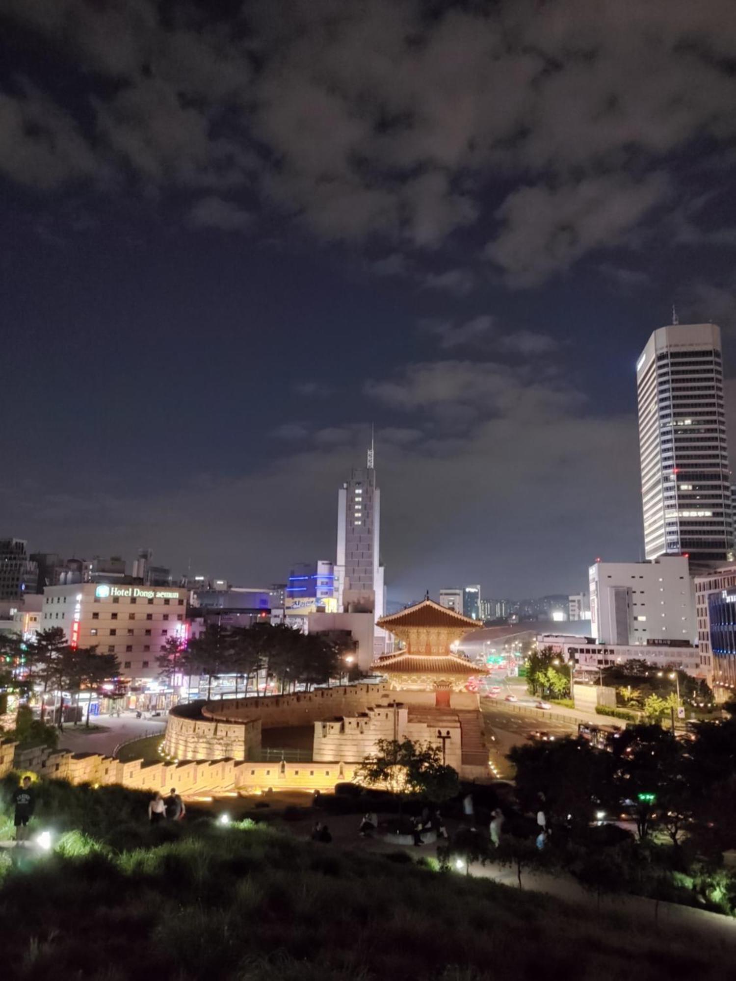 Cobe Guesthouse Dongdaemun Seoul Bagian luar foto