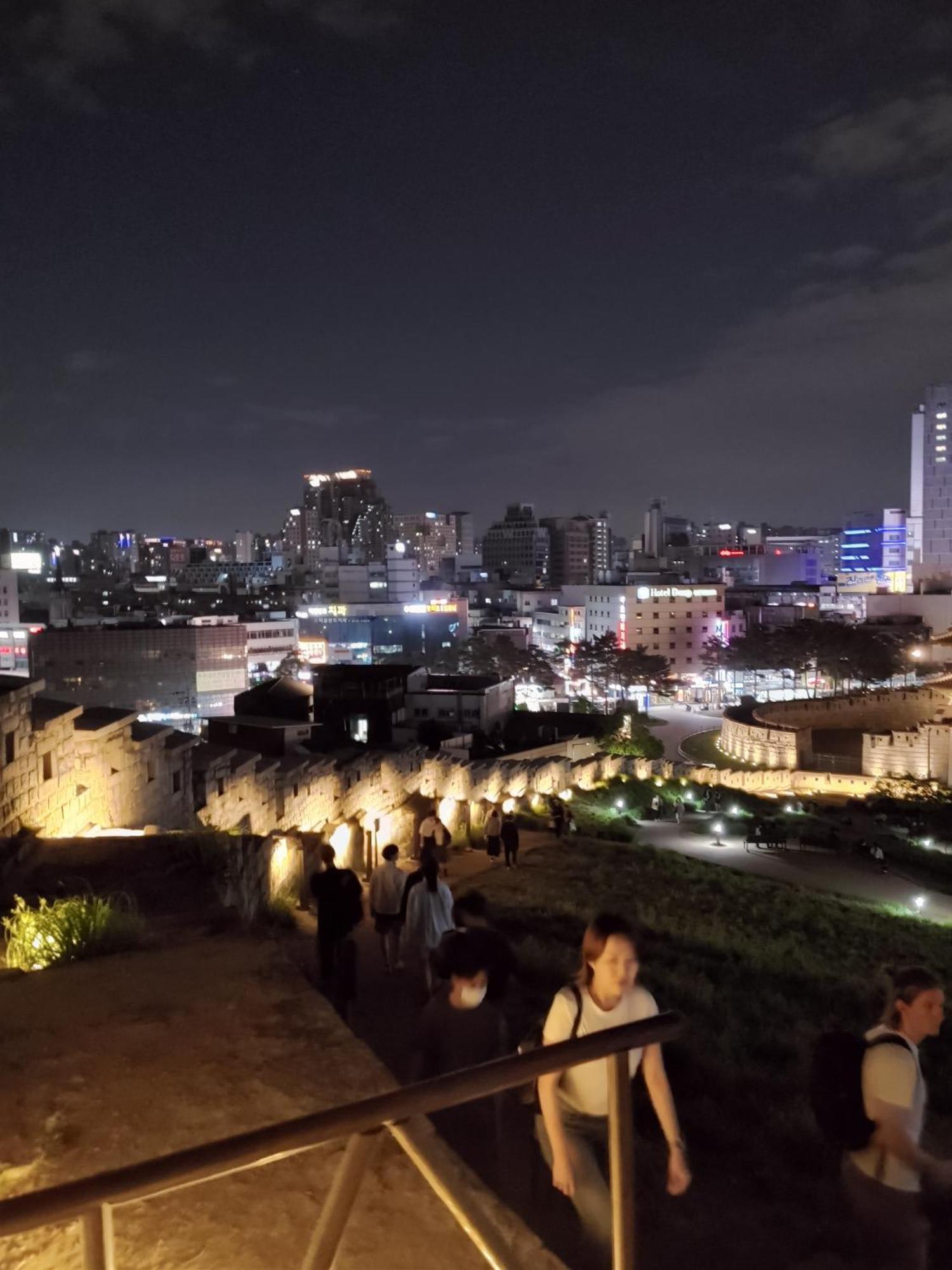 Cobe Guesthouse Dongdaemun Seoul Bagian luar foto